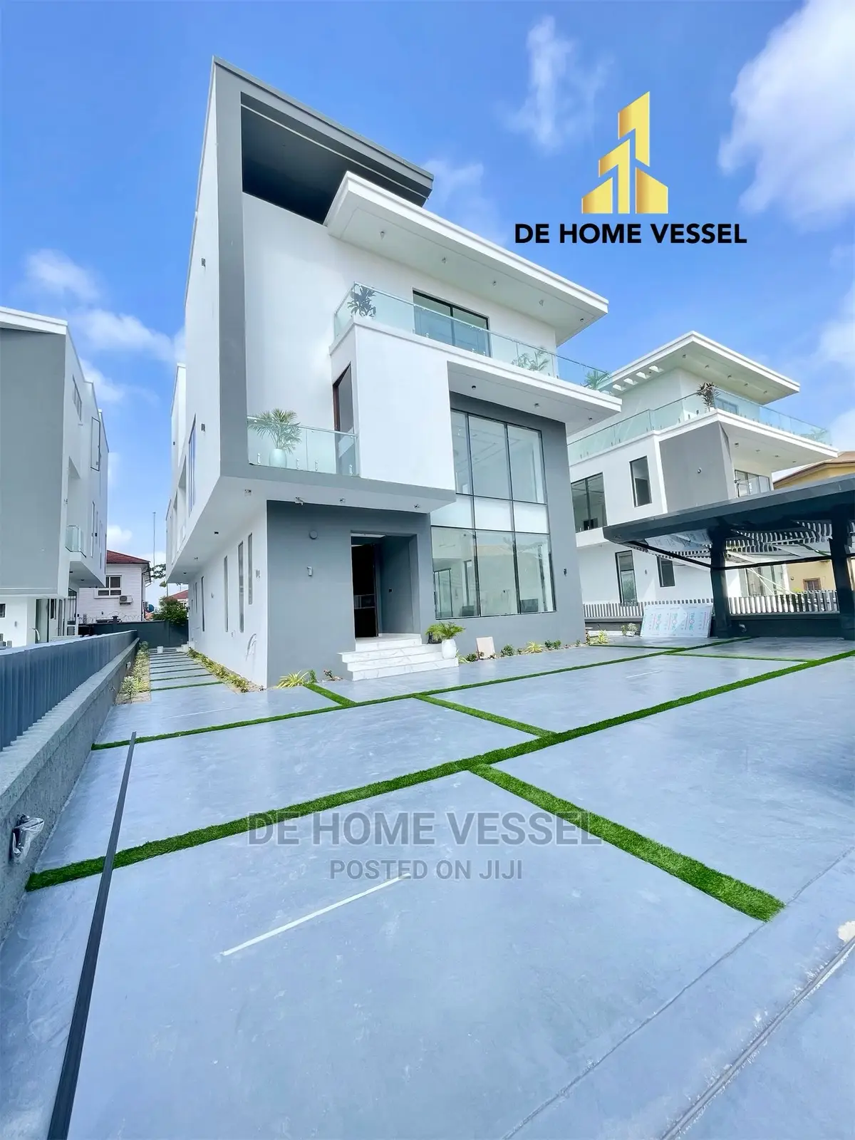 5bdrm Duplex in Osapa london for sale