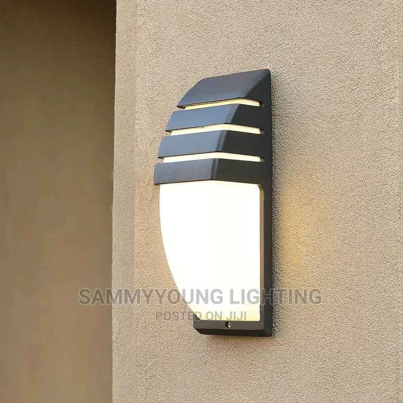 Quality Outdoor Waterproof Fence Wall Bracket Light