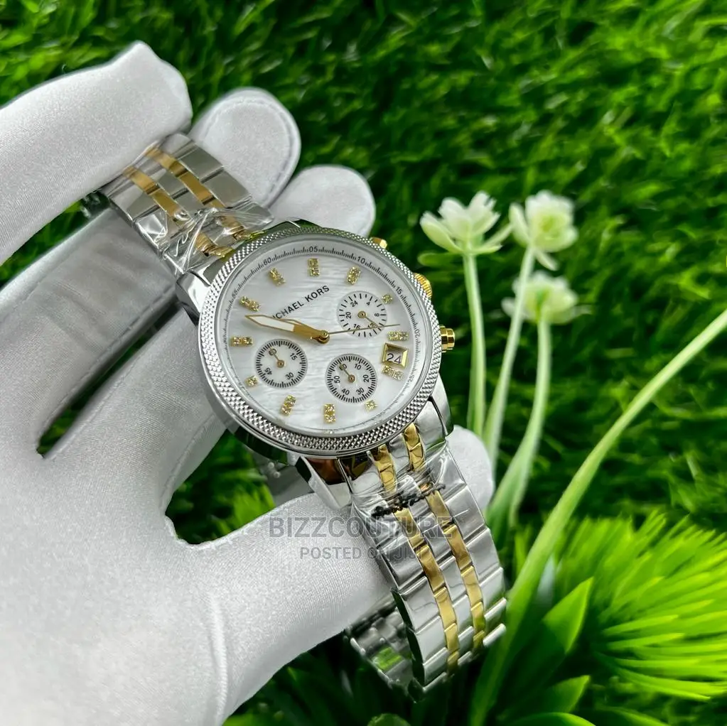 Original MICHAEL KORS Silver Steel Watch Available in Store