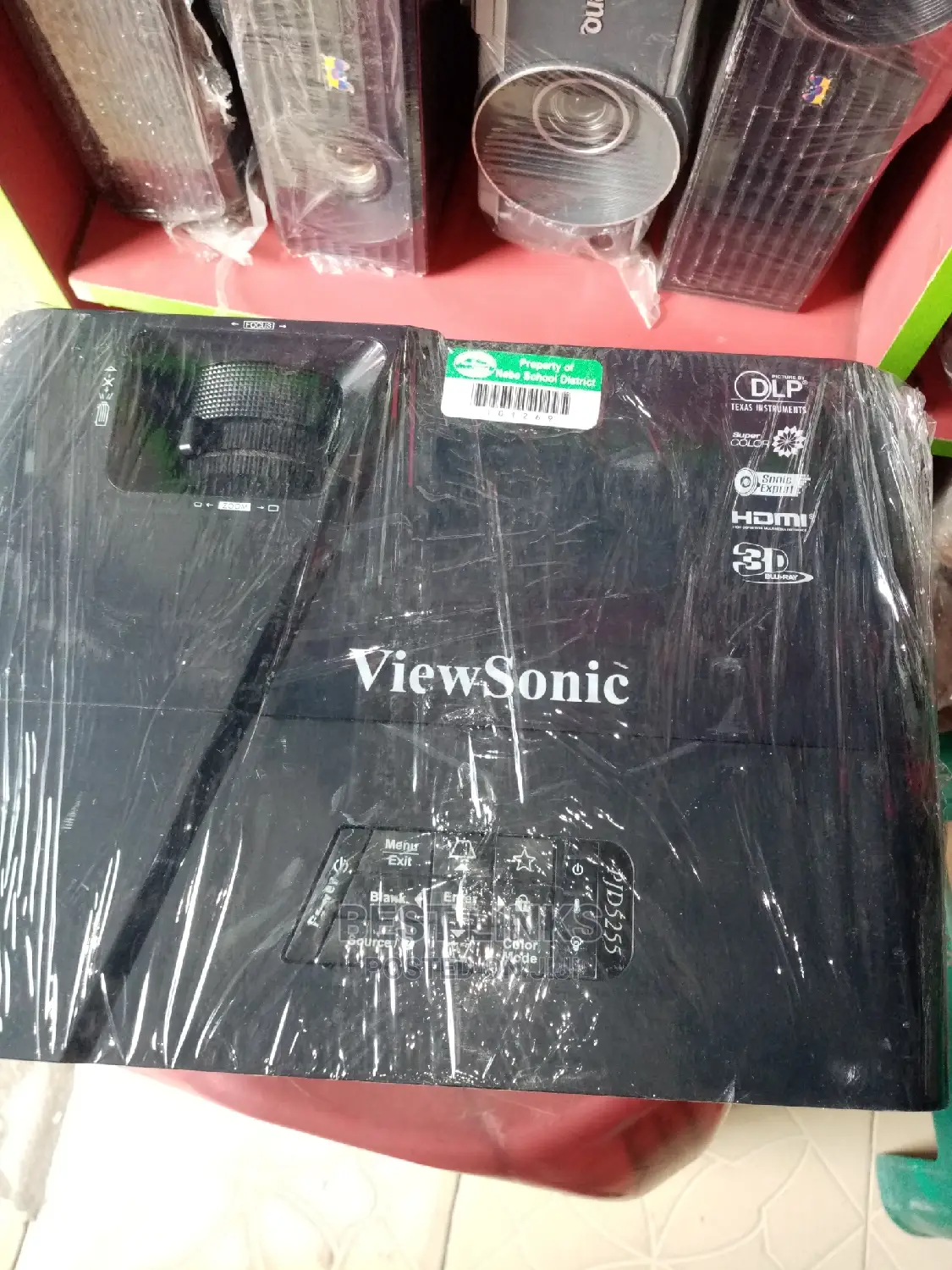 Viewsonic Projector With HDMI, VGA, LAN, USB and Ports
