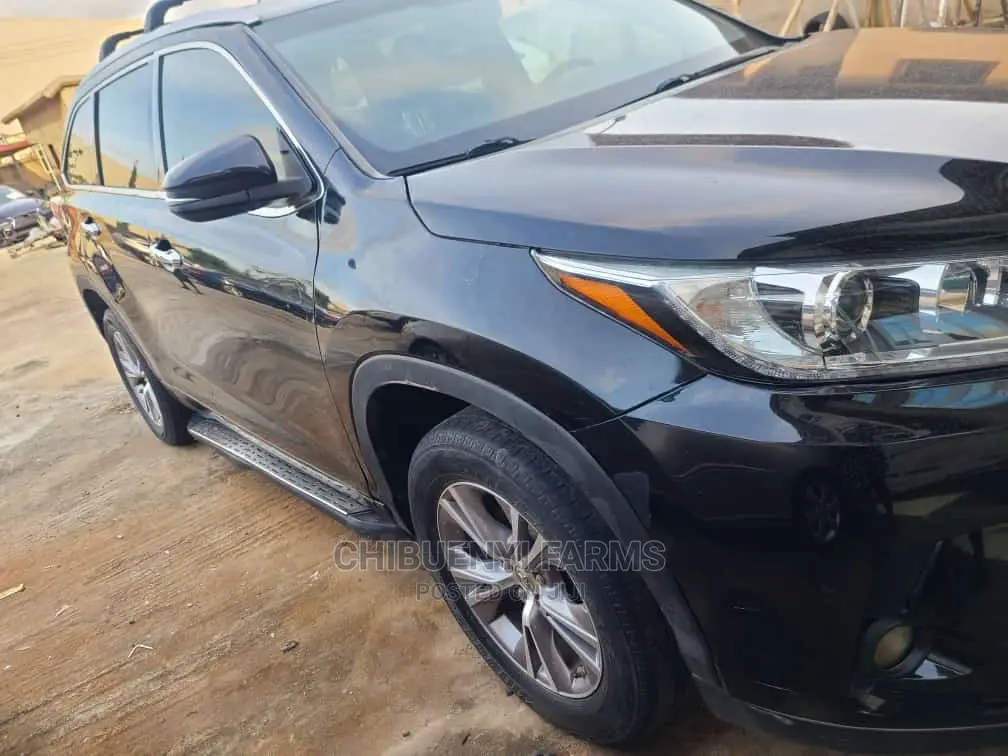 Toyota Highlander 2015 Black