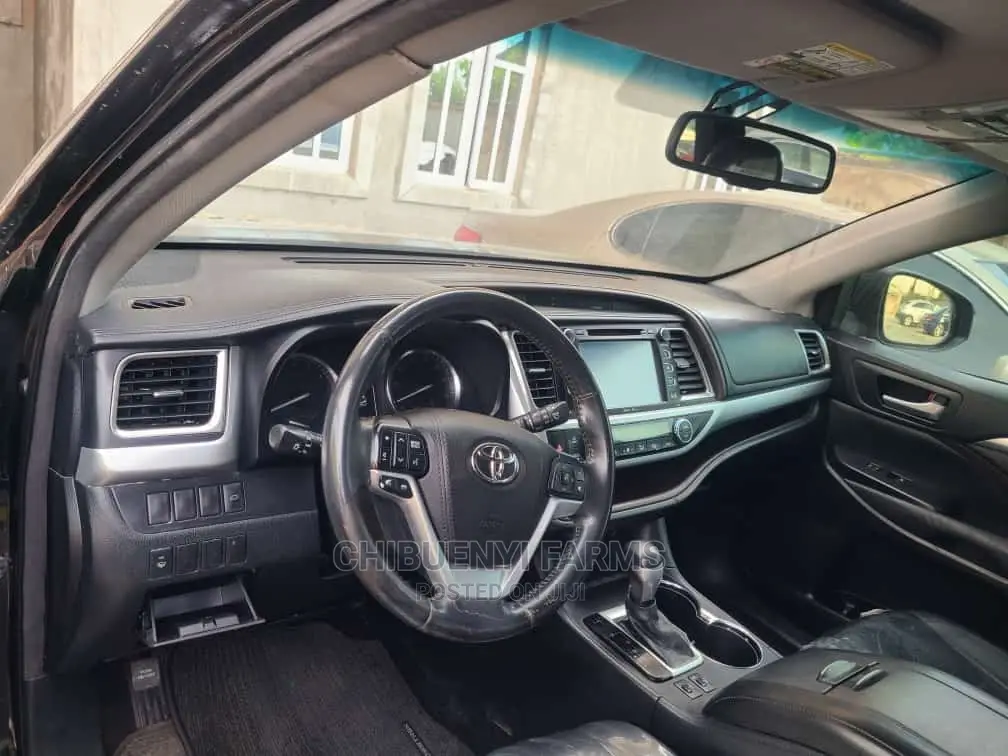 Toyota Highlander 2015 Black
