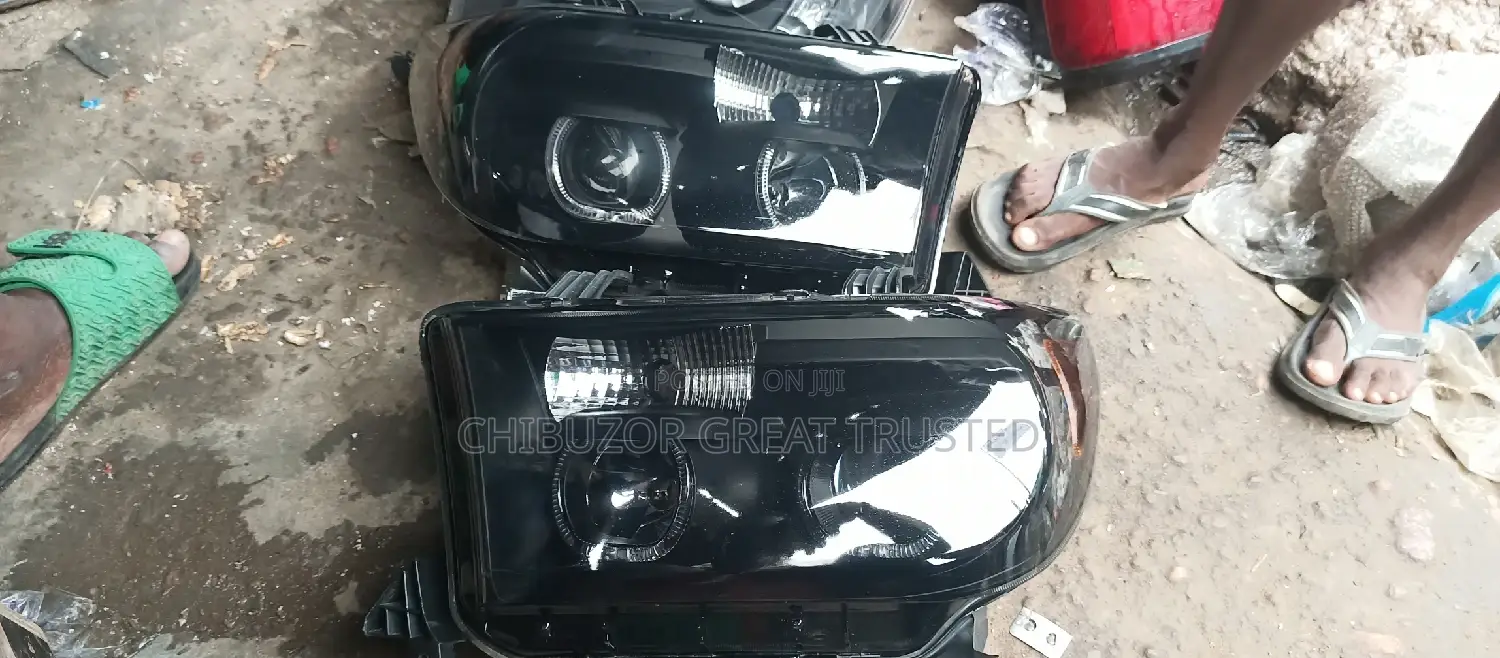 Tundra 2010 and Sequoia 2010 Headlamp Yahoo Type
