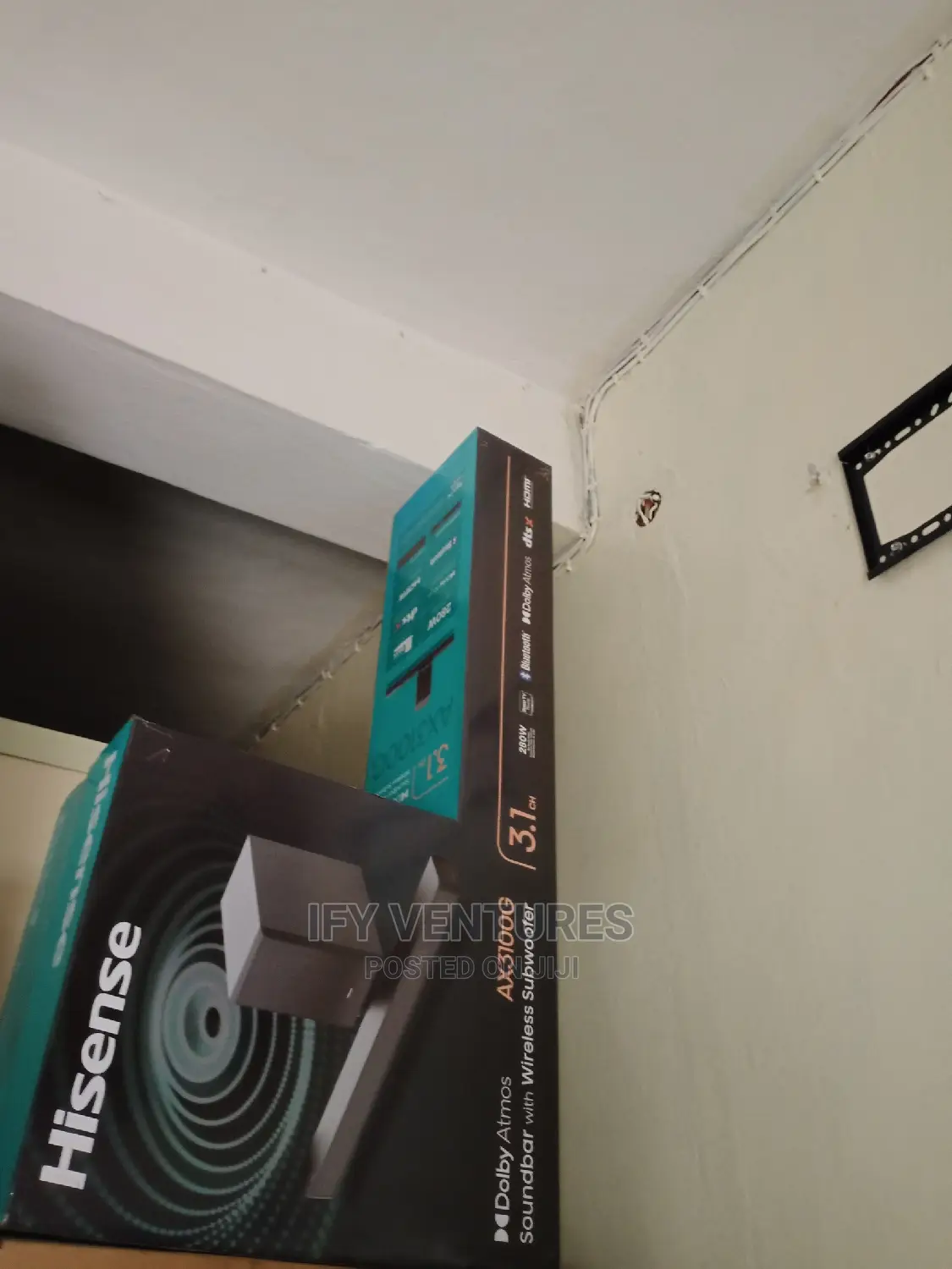 BRAND NEW LG SNH5 4.1ch 600watts Soundbar With Subwoofer