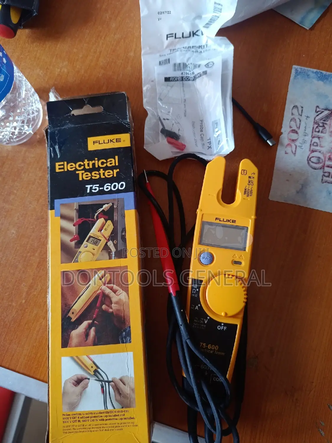 Fluke T5-600 Electrical Tester