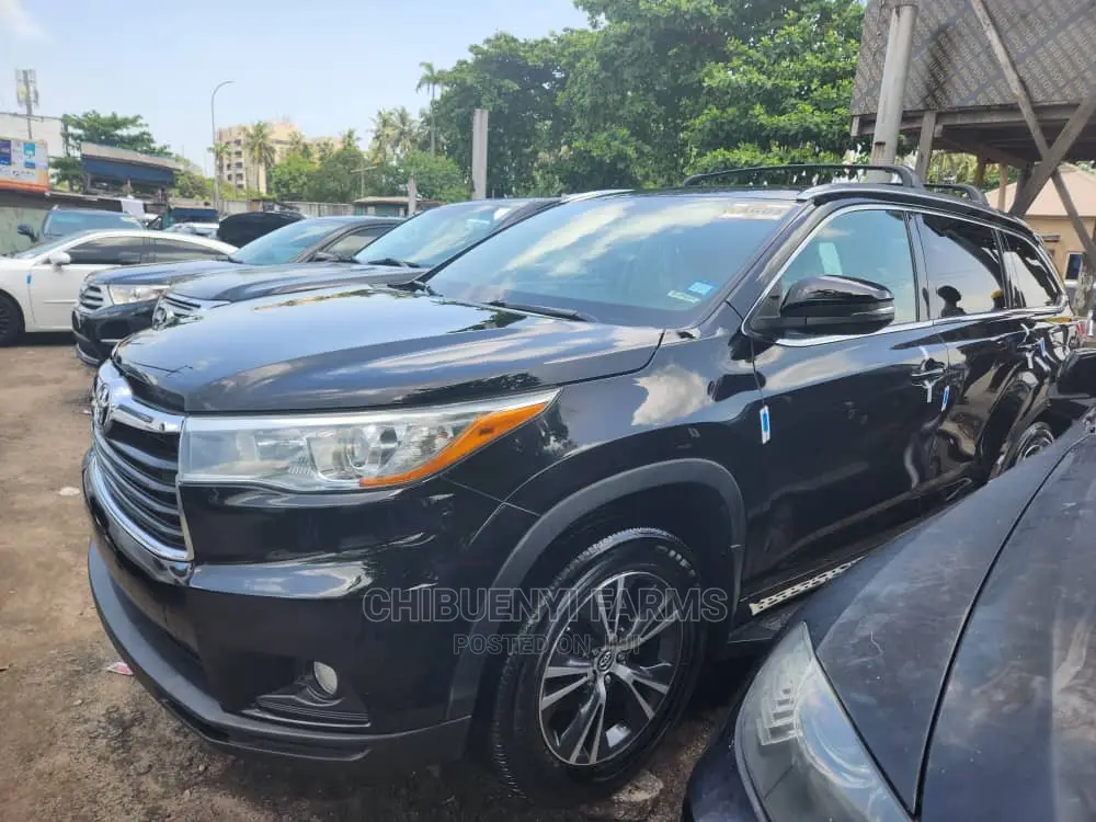 Toyota Highlander 2015 Black
