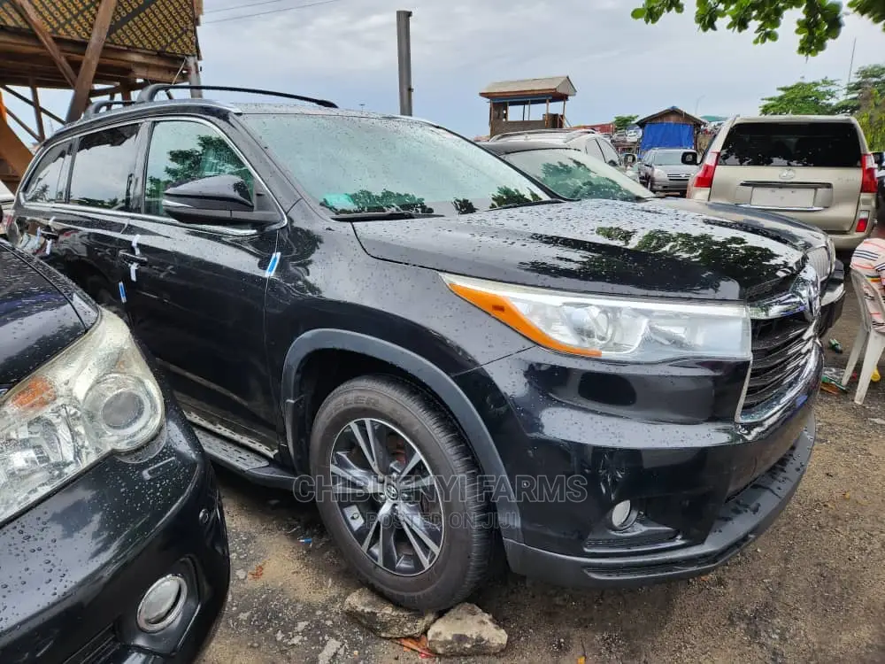 Toyota Highlander 2015 Black
