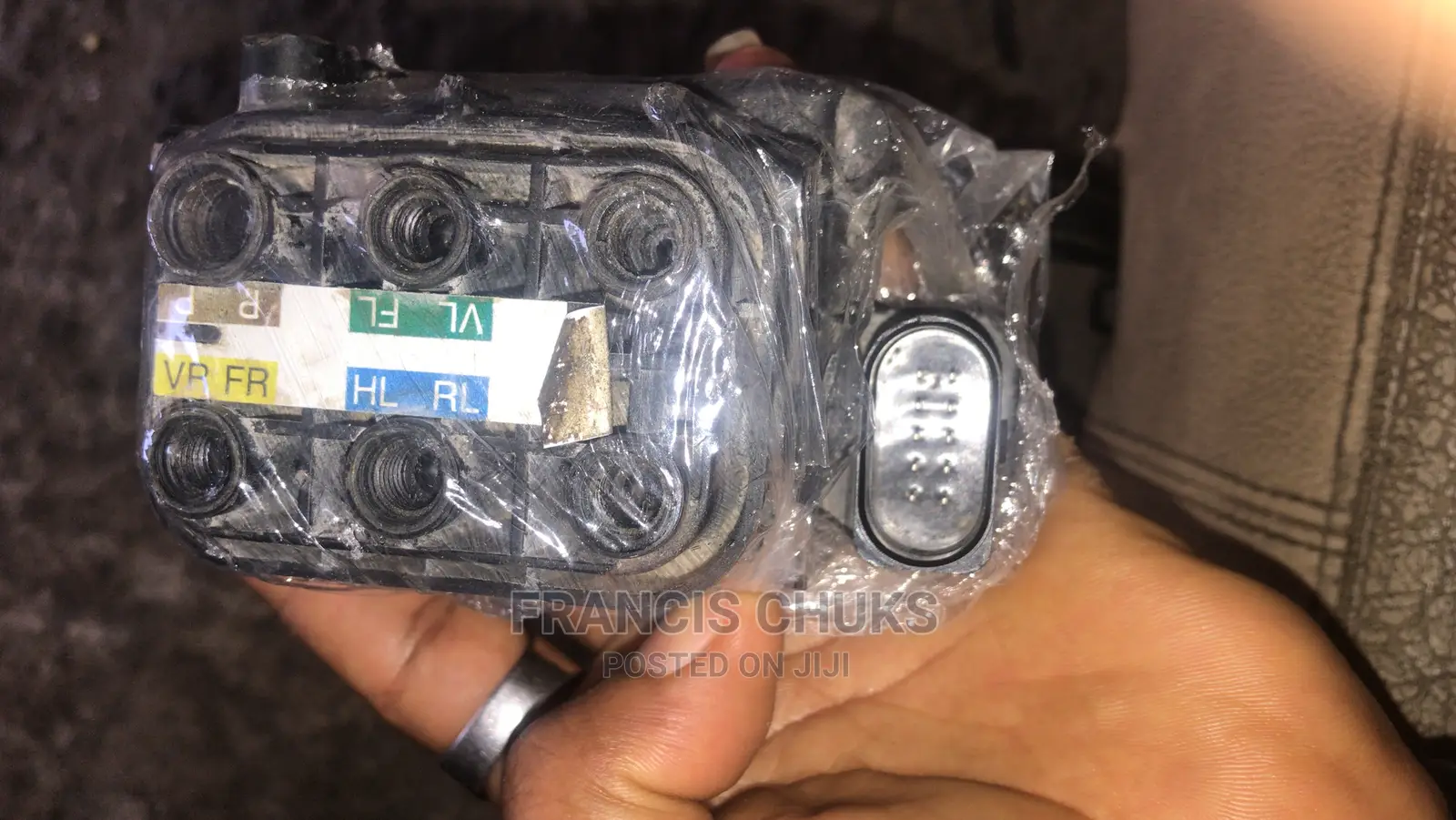 Airmatic Valve for Mercedes Benz Ml350 and Gl450