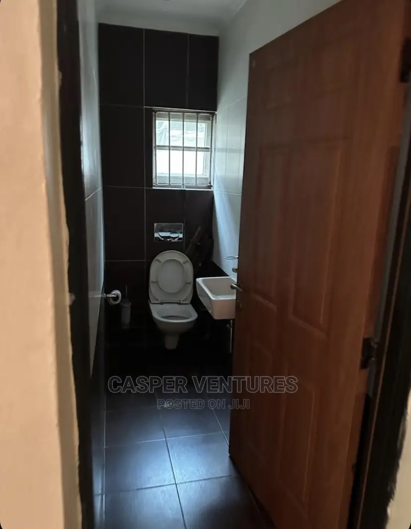 1bdrm Duplex in Lekki for sale