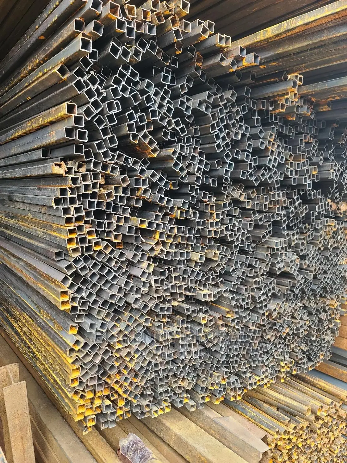 18mm X 18mm X 1.2mm Square Pipe (18mm)