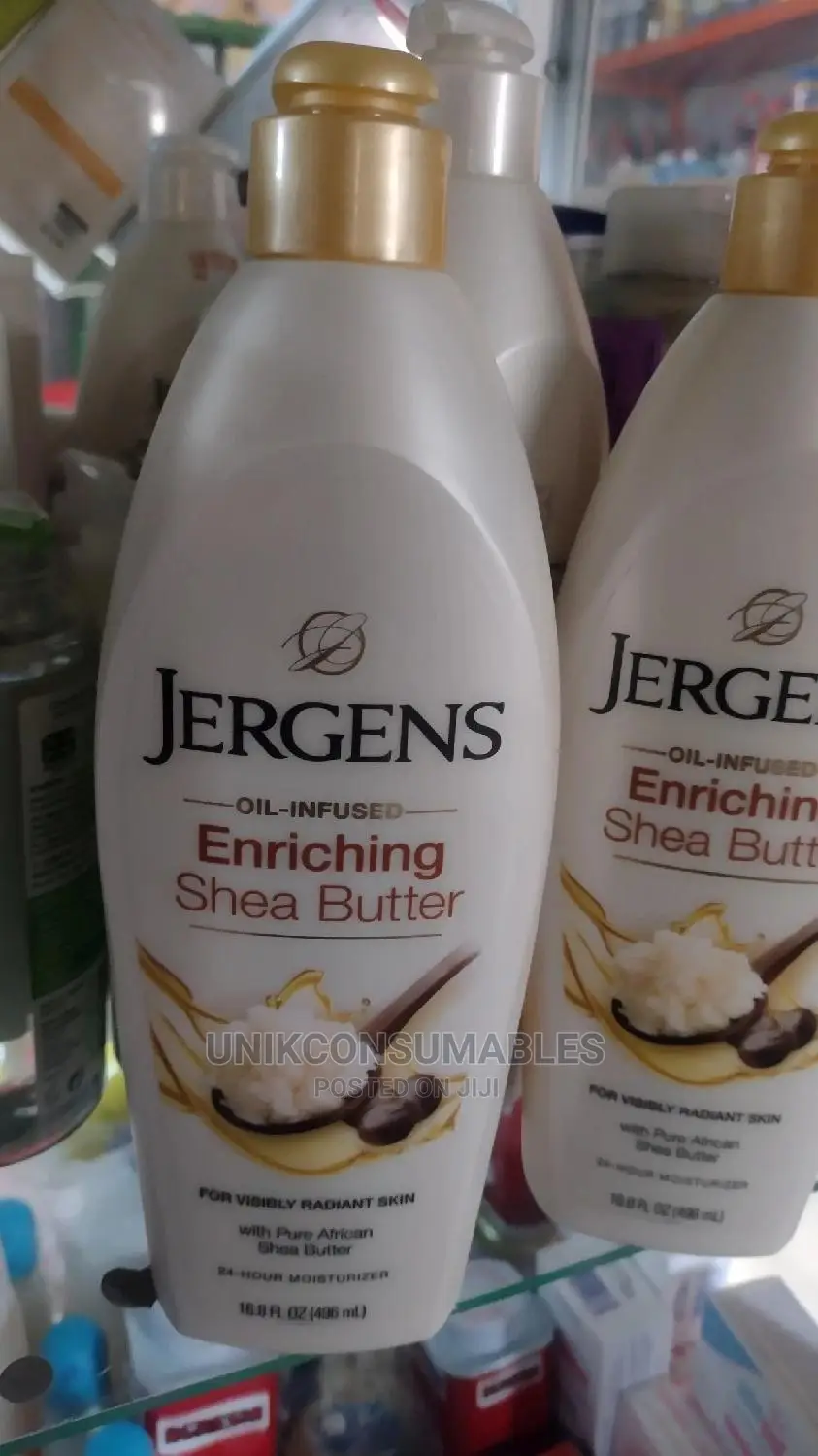 Jergens Enriching Shea Butter. 496ml