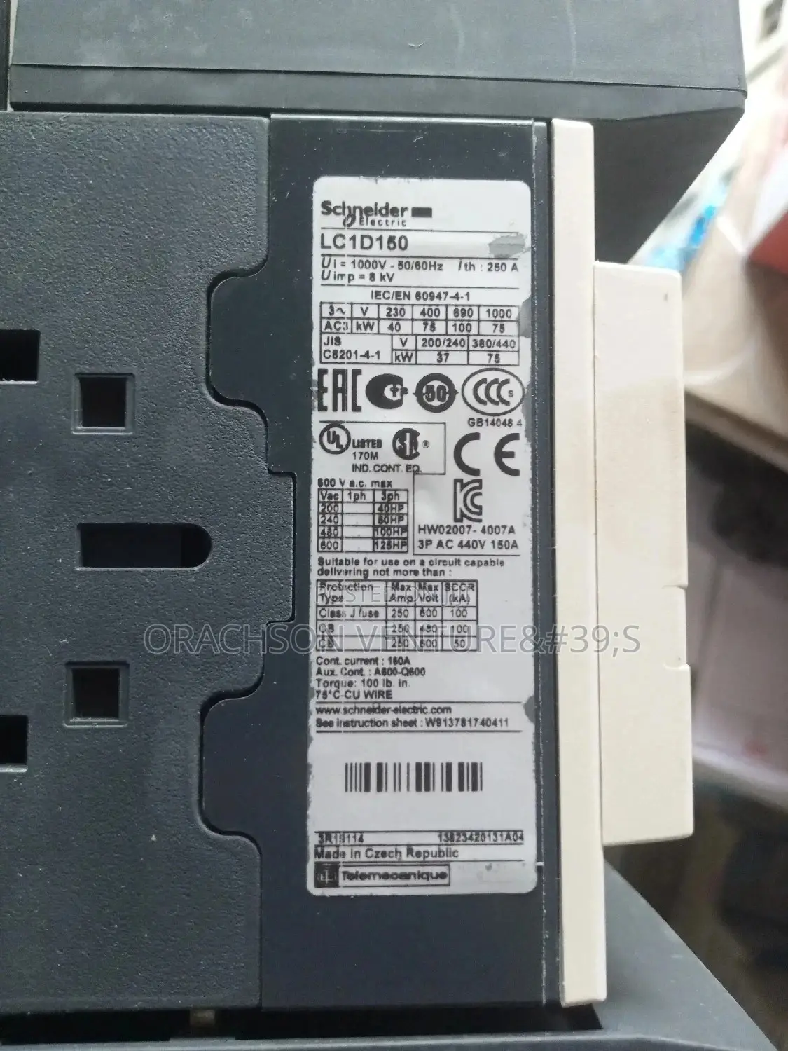 D150 Schneider Electric Contactor 3pole