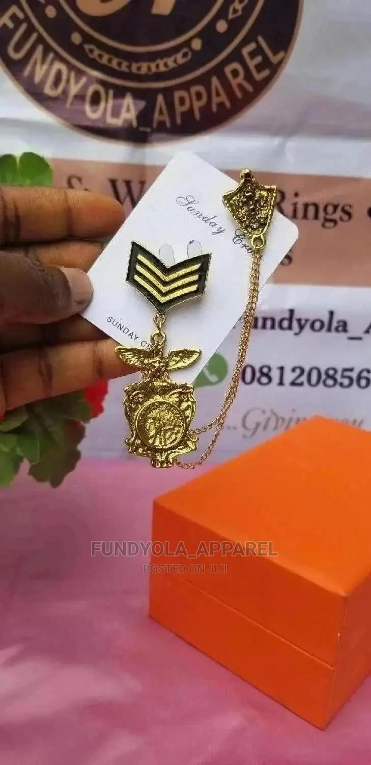 Gold Male Brooch Lapel