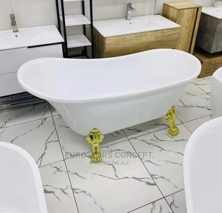 Gold Acrylic Bathtub