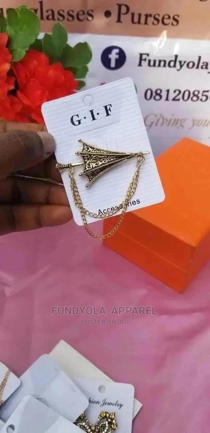 Male Gold Brooch Lapel