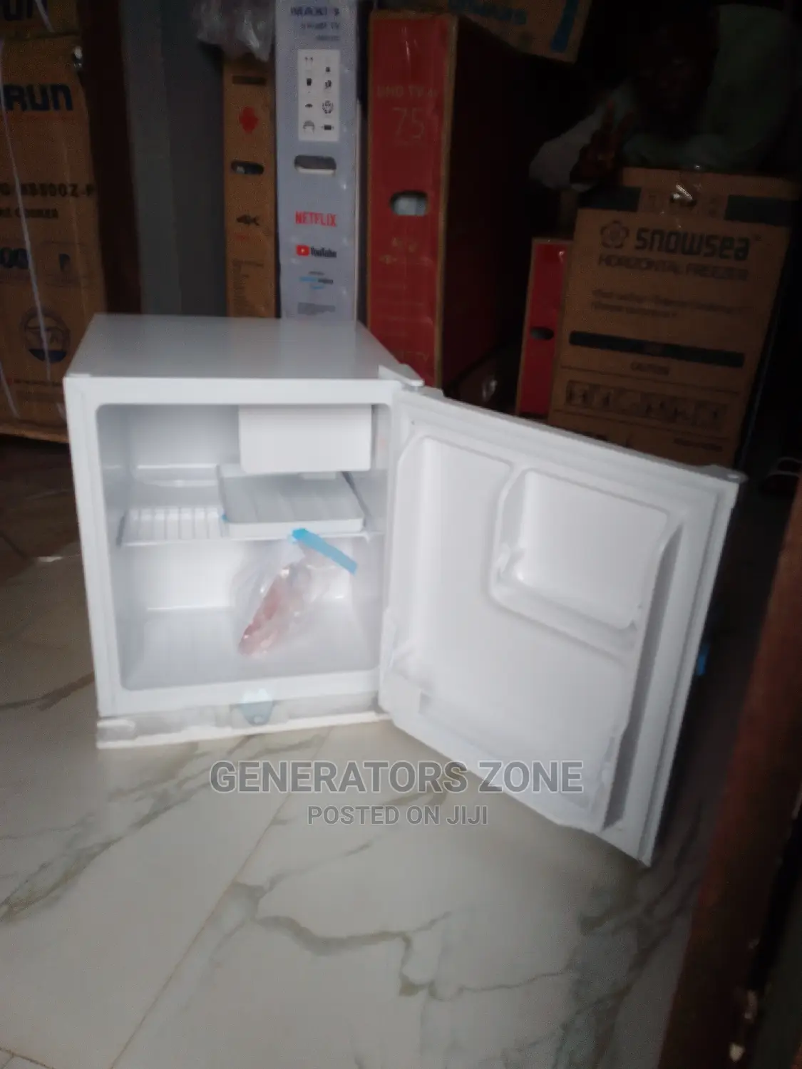 Quality Bed Side Single Door Fridge Skyrun BCD-55a