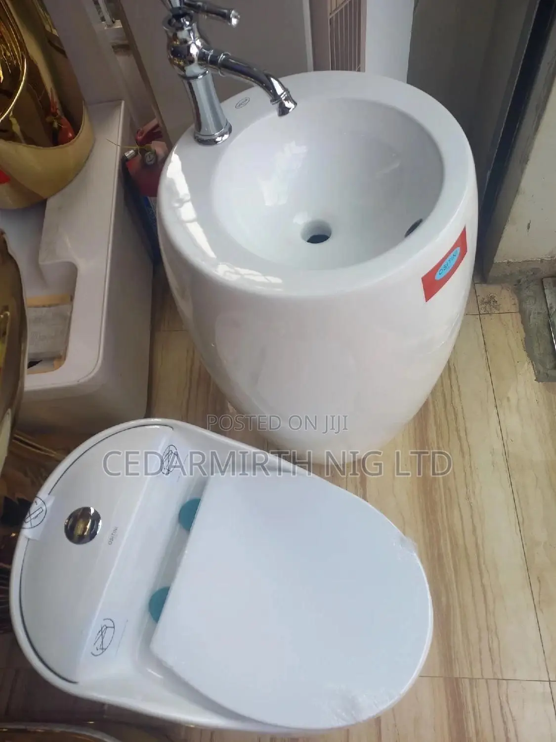 Water Closets One Piece Basin