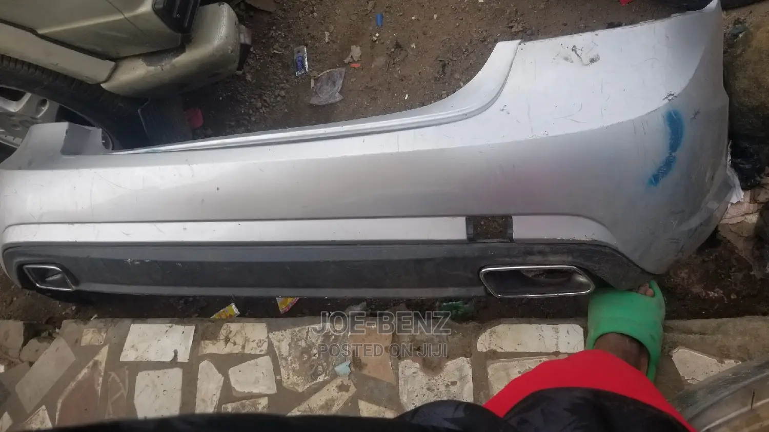 2010 E350 Complete Back Bumper
