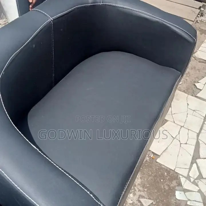 Black Bucket Chair