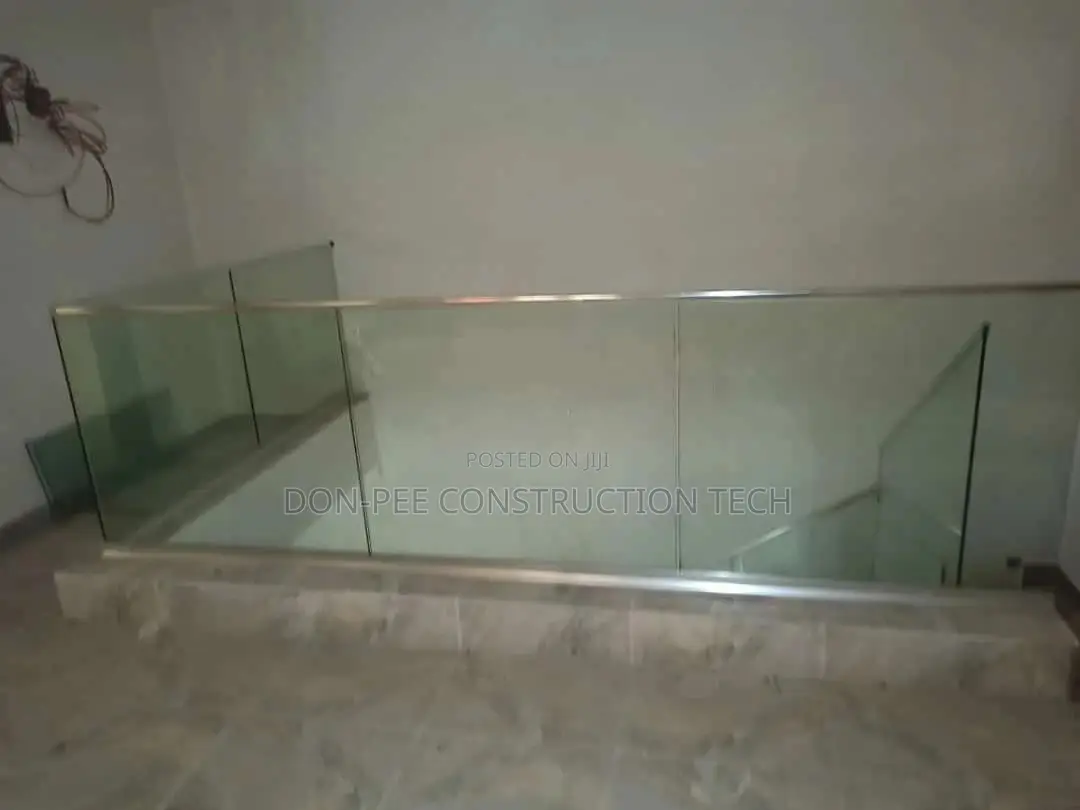 Frameless Glass Railing