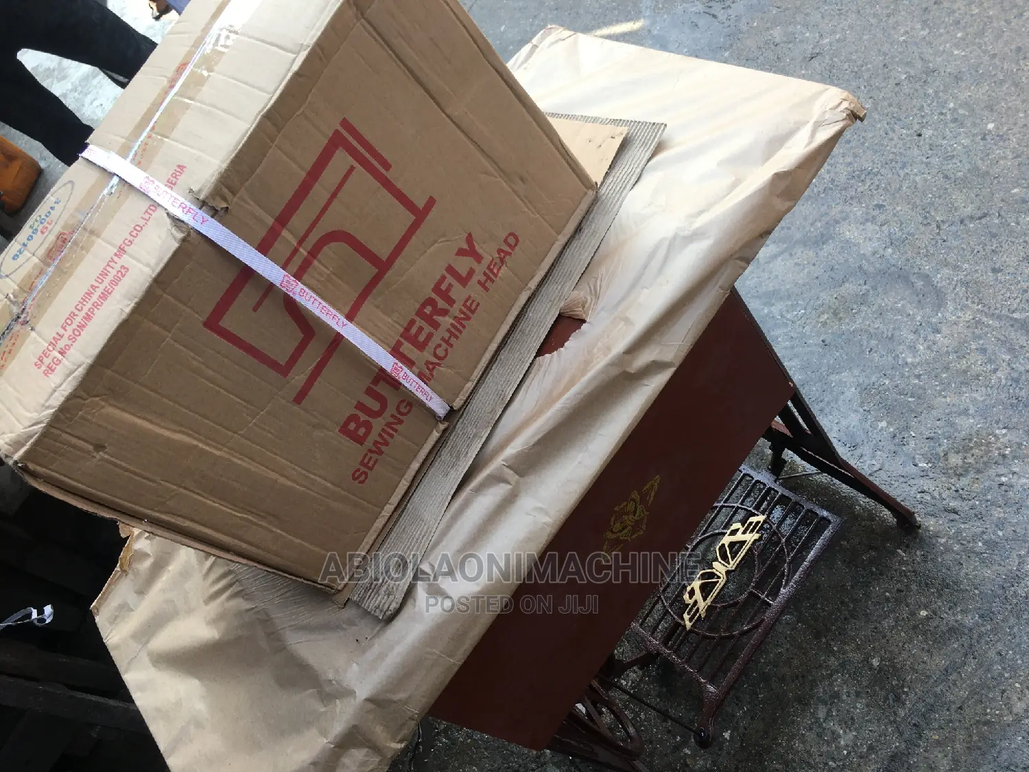 Butterfly Domestic Sewing Machine Foldable Table