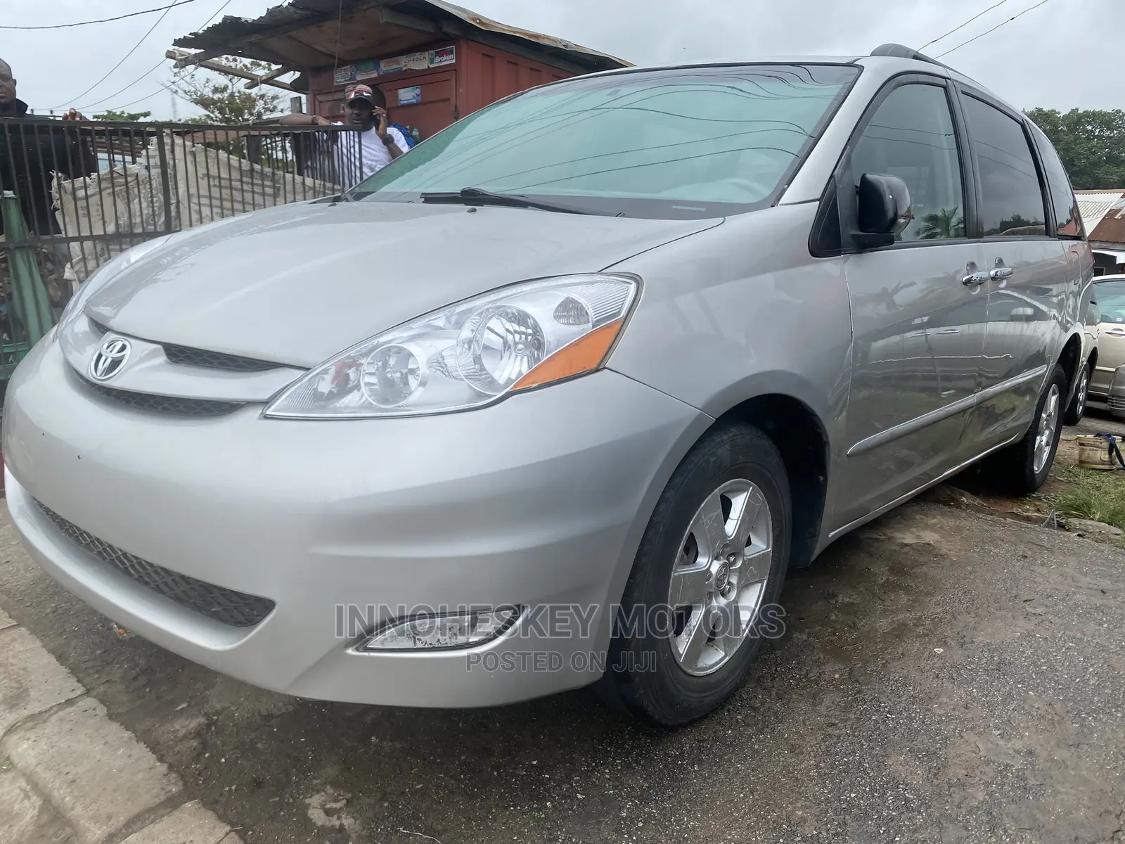 Toyota Sienna LE FWD 2006 Silver