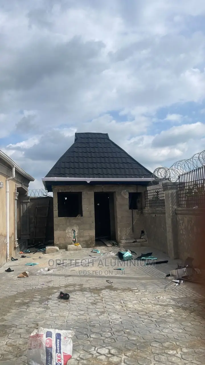 Gerrard and Step Ties Aluminium Roofing