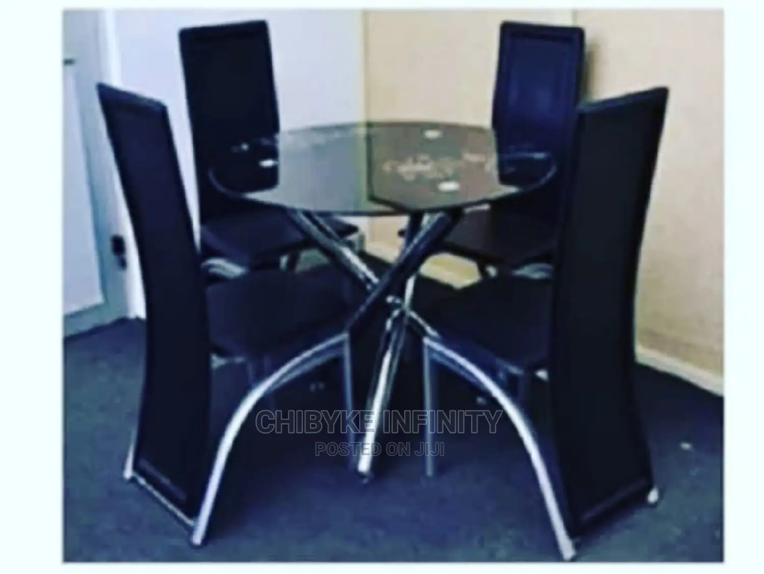 Classic 4 Seaters Glass Top Dining Set