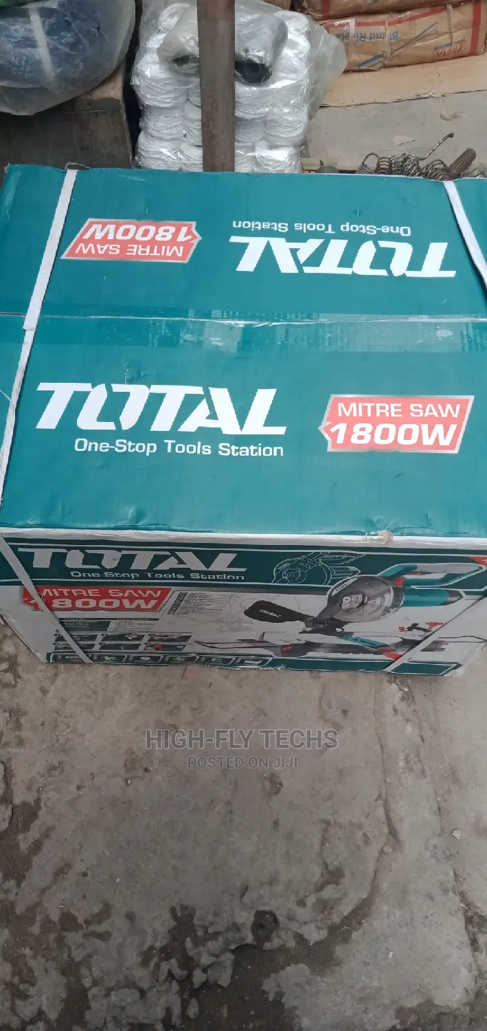 TOTAL Aluminium Mitre Cutting Machine 1800w