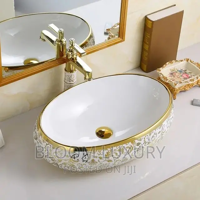 Gold Countertop Basin and Faucet