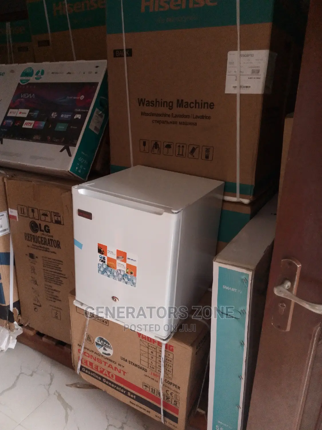 Brand New Skyrun Single Door Bedside BCD-55a Fridge/2shelves