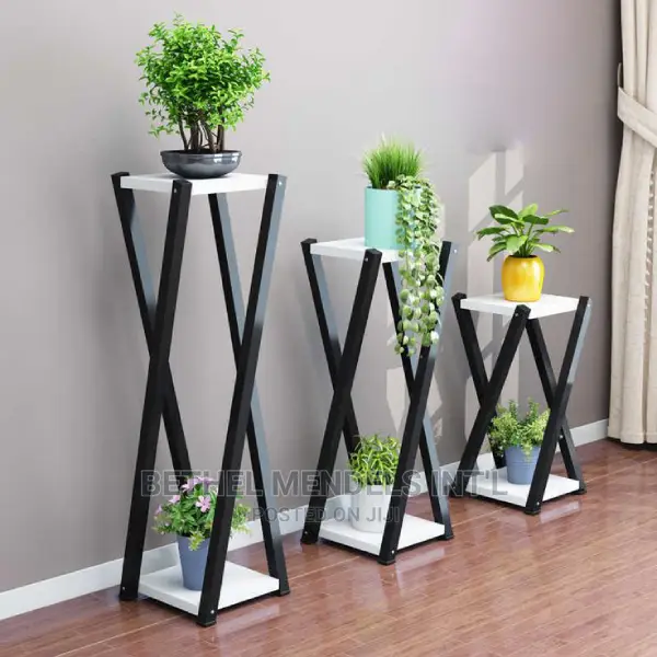 Double Seat Metal Flower Stand/Shelf/Racks for Sales