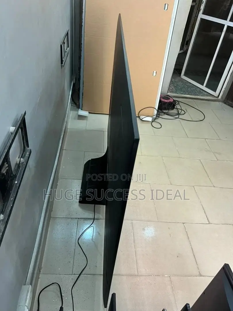 SAMSUNG 85-Inch Class Neo QLED QN85B Series Quantum HDR