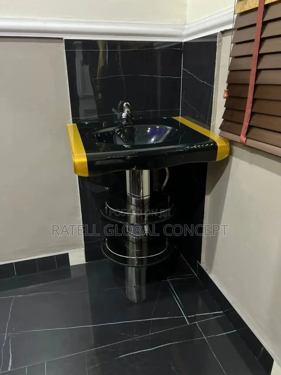 Glass Dining Wash Basin