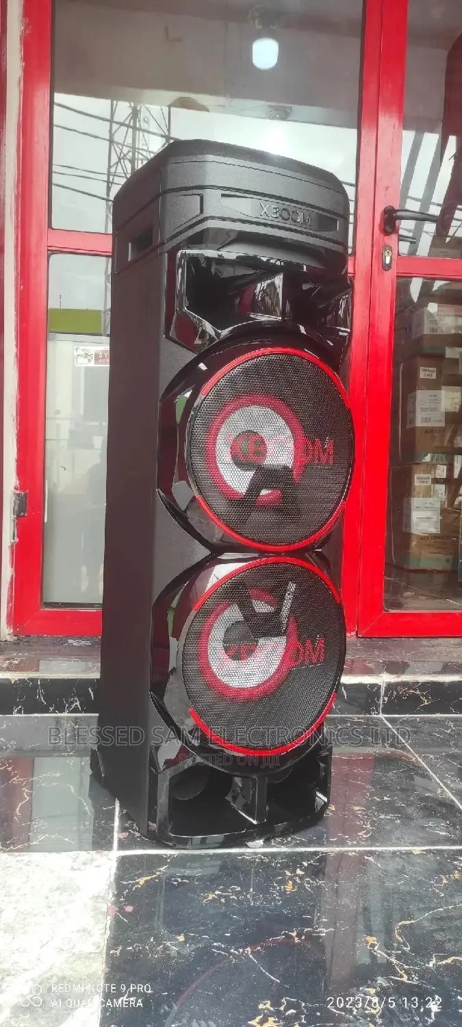 LG X BOOM Powerful Bass>1800w Standing Set With Bluetooth