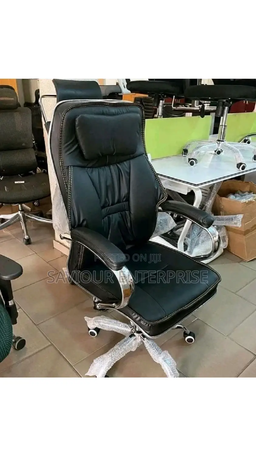 Quality Executive Adjustable Swivel Leather Office Chair.