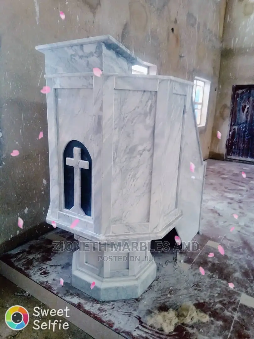 Anglican/Catholic Priest Pulpit