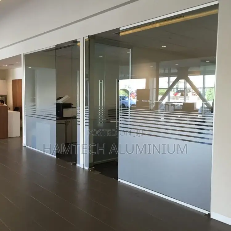 Aluminum Partition Glazed With 10mm Tempered Glass