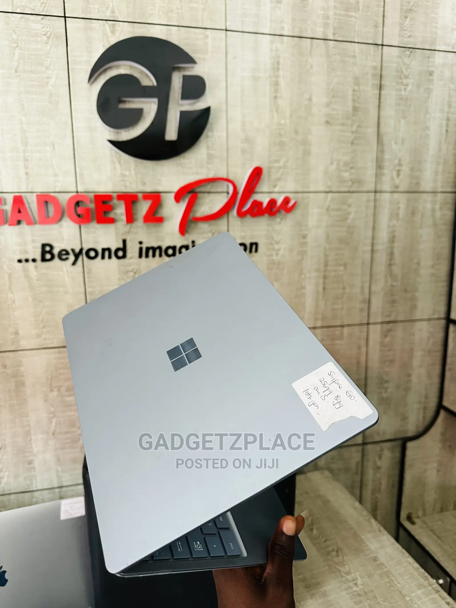 Laptop Microsoft Surface Go 8GB Intel Core I5 SSD 256GB