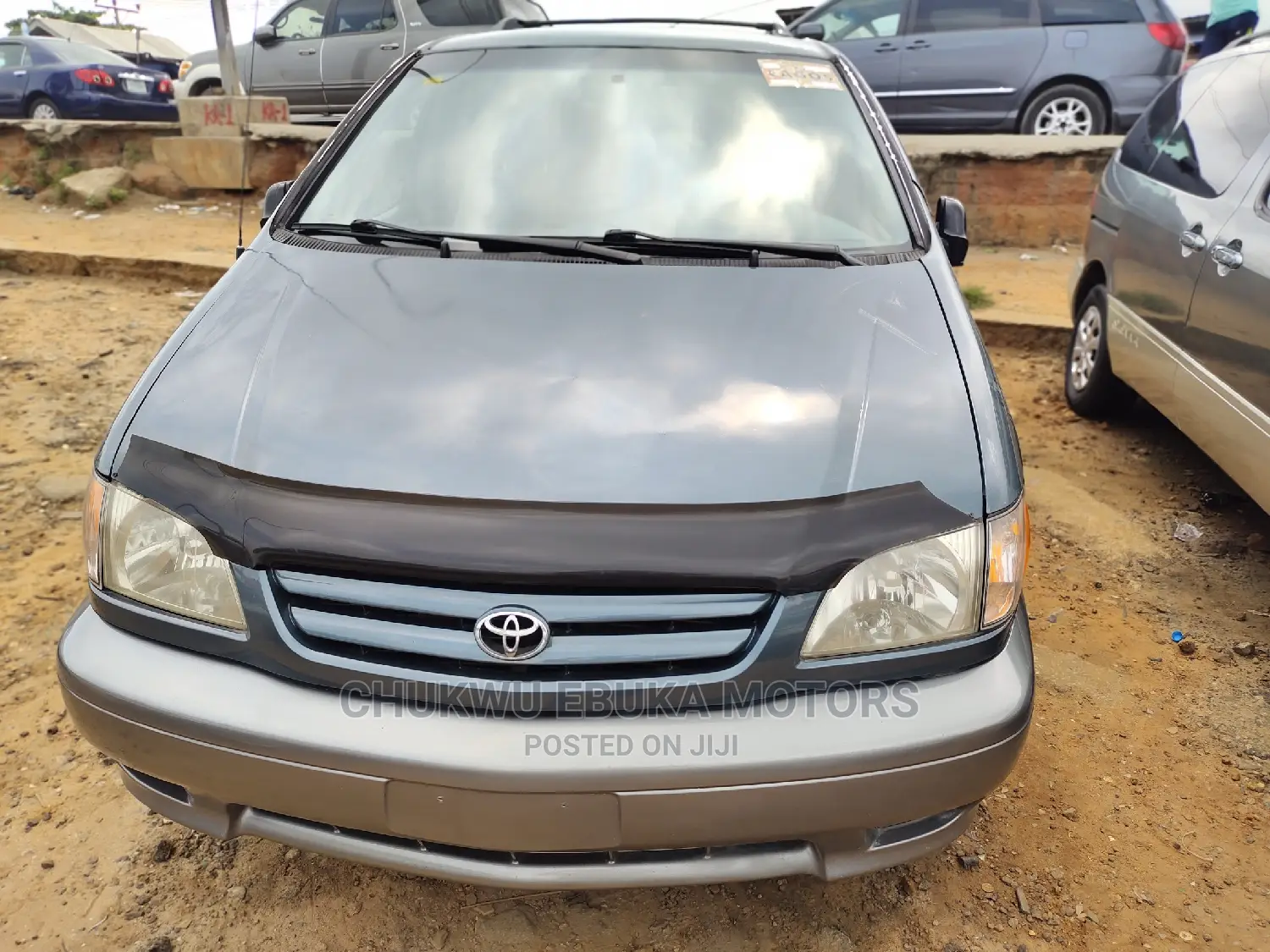 Toyota Sienna LE 2002 Blue