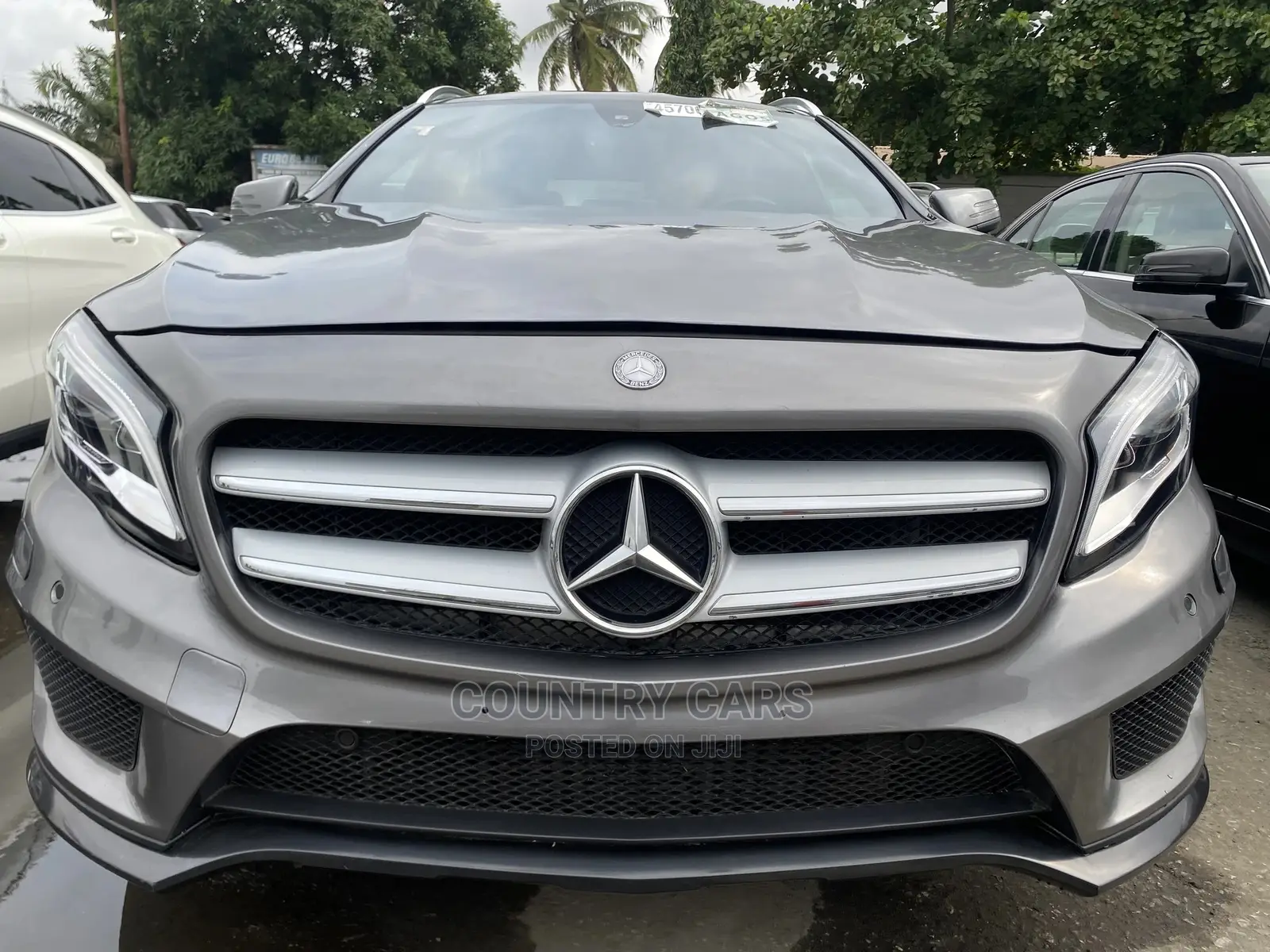 Mercedes-Benz GLA 250 2017 Gray