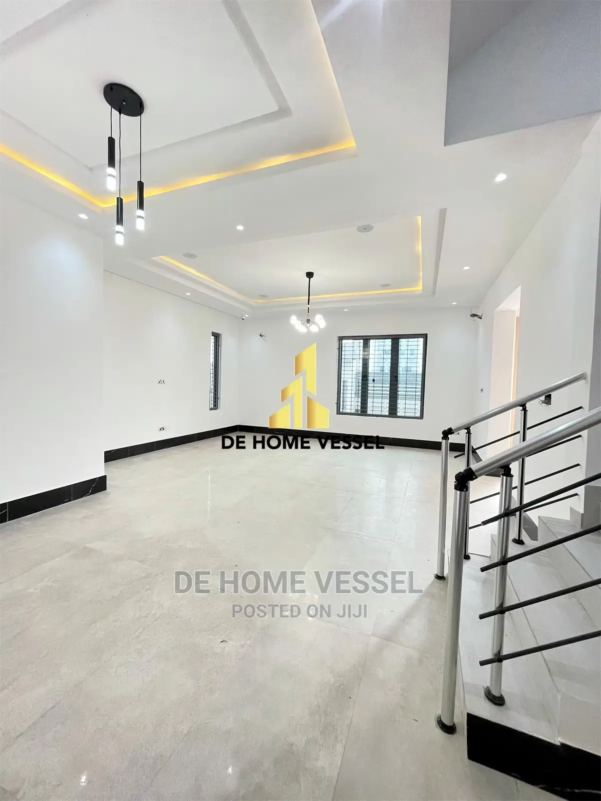 6bdrm Duplex in Ikate for sale