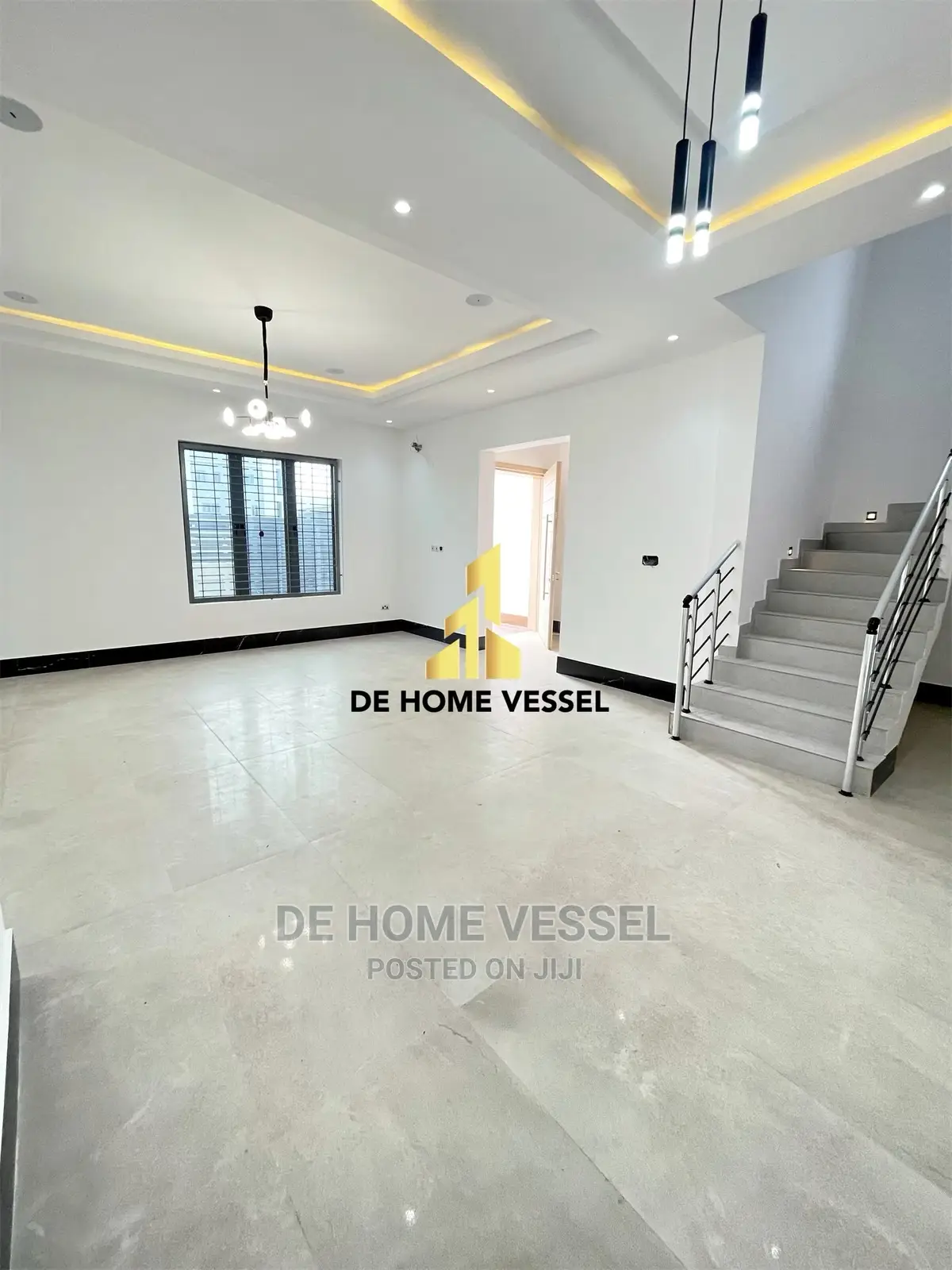 6bdrm Duplex in Ikate for sale