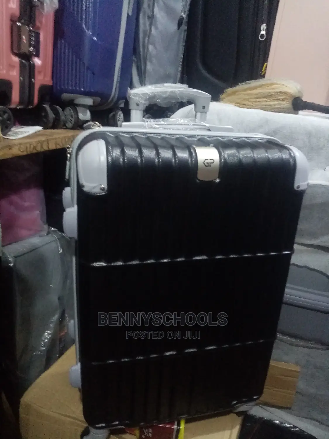 Small Goodpartner Rubber Plastic Traveling Luggage Box