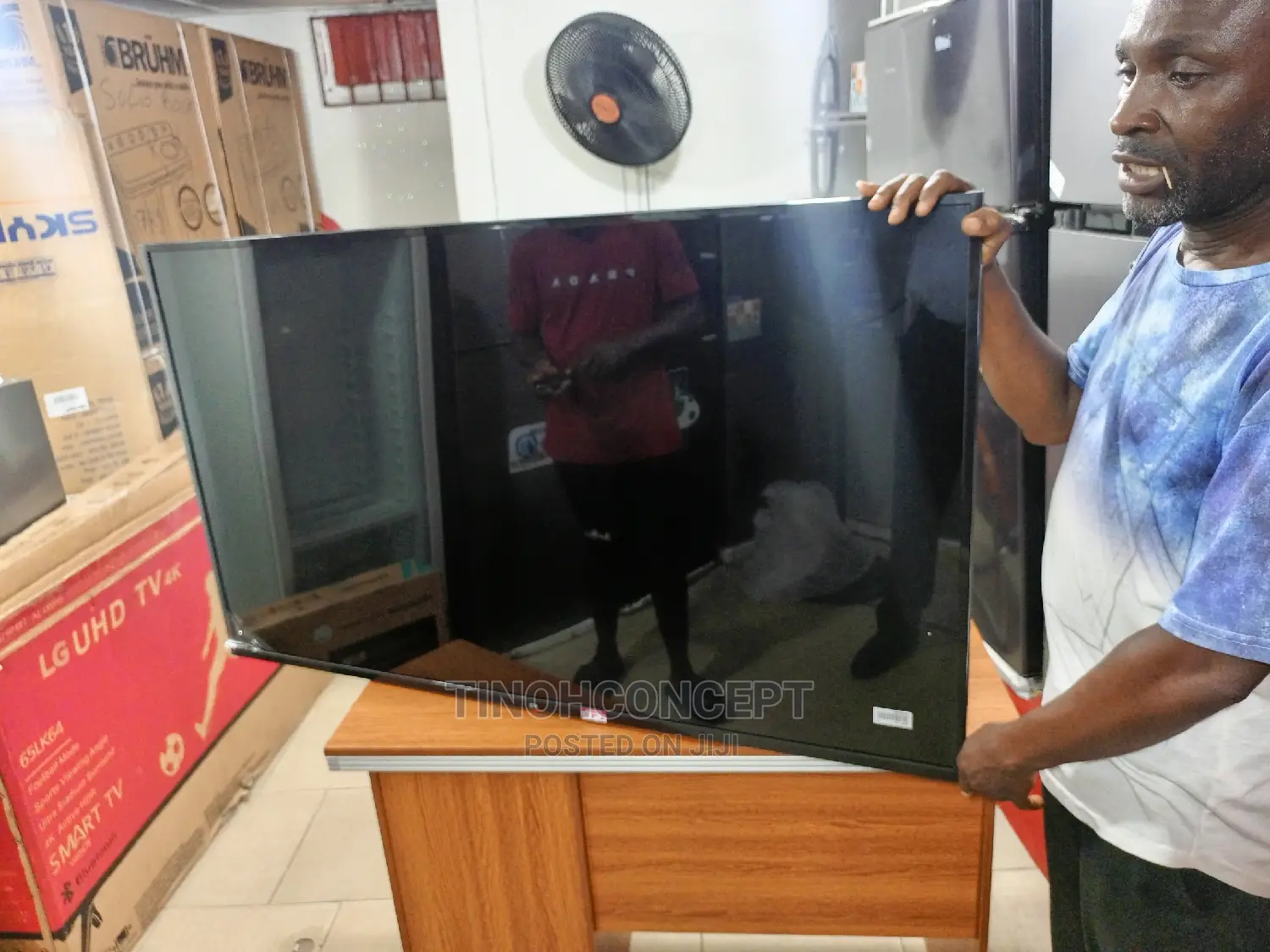 LG Smart TV UHD 65 Inches