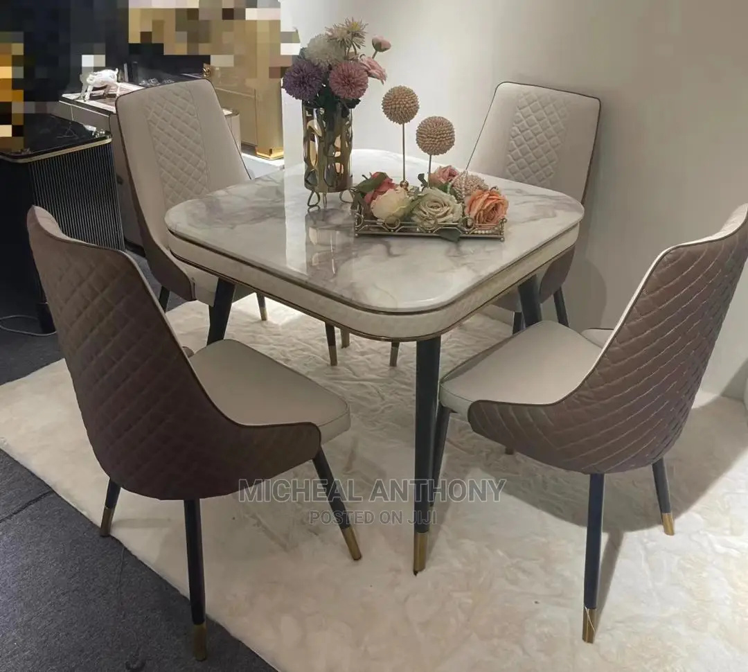 Executive Royal Table By 4