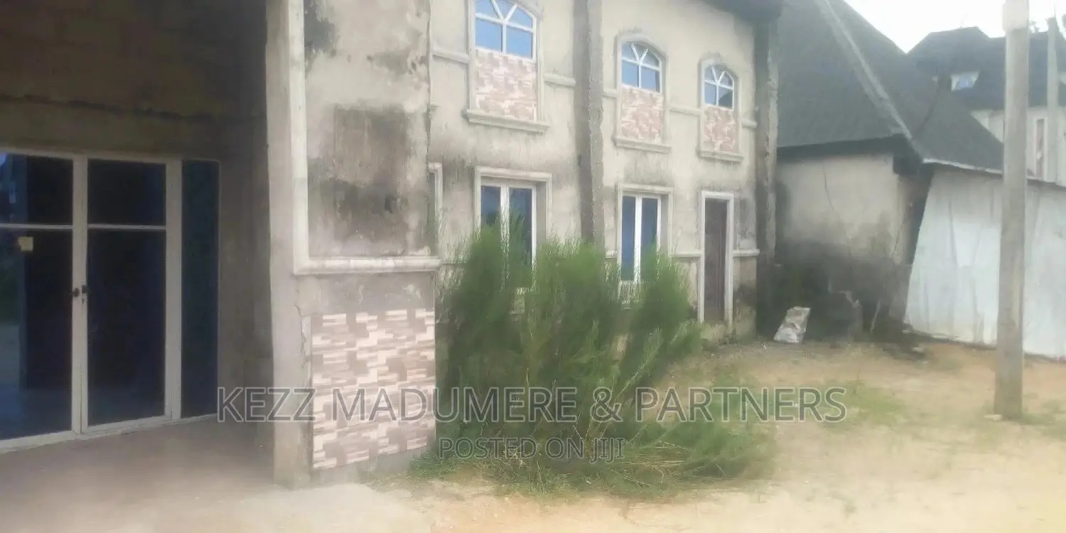 For SALE : A Sizeable Warehouse