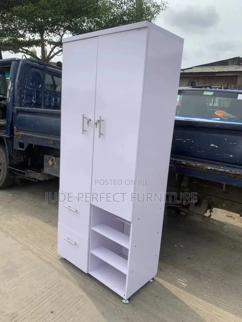 32 Inches by 6ft Wardrobe
