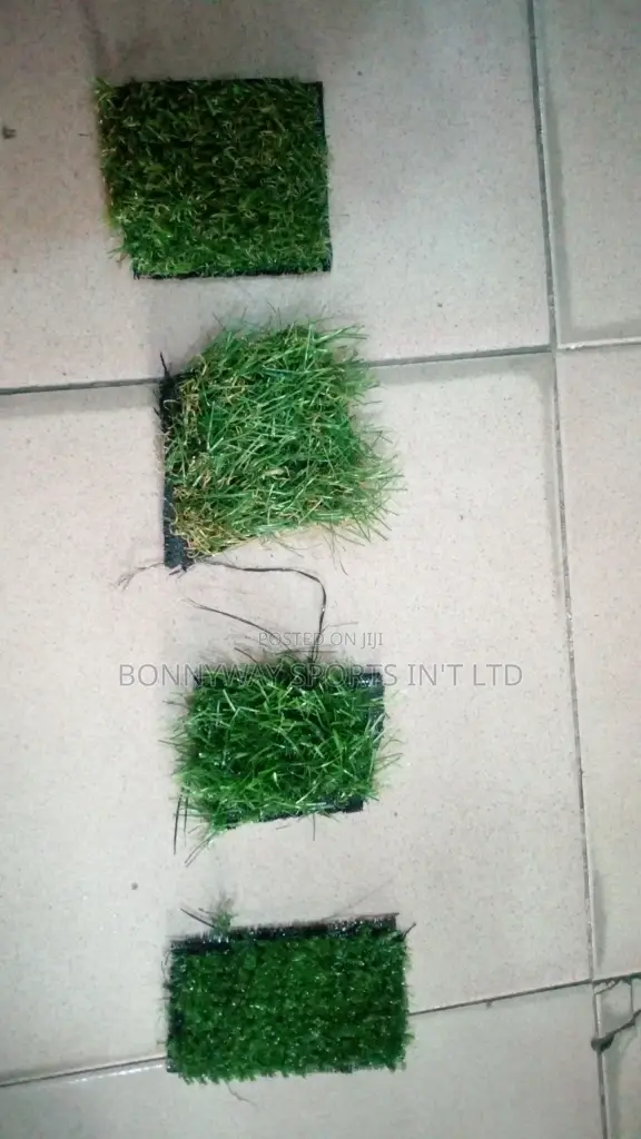 Original & High Quality Artificial Soccer/Football Grass Carpet.