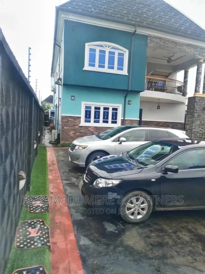 6bdrm Duplex in Elikpokpodu,, Port-Harcourt for sale